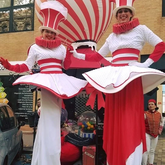 Animation artistique en direct lors d’un événement d'entreprise créatif et participatif