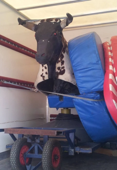 Étapes d’organisation d’un événement toro mécanique – de la planification à l’installation professionnelle