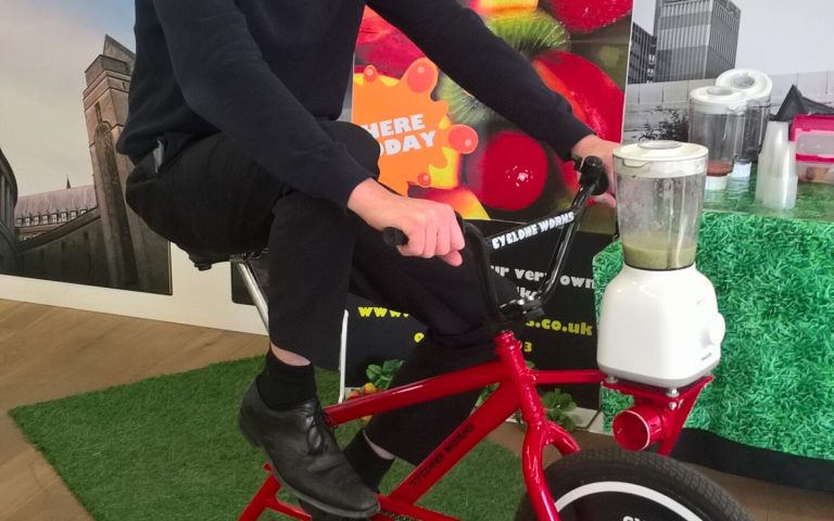 Organiser un événement éco-responsable avec des vélos smoothies